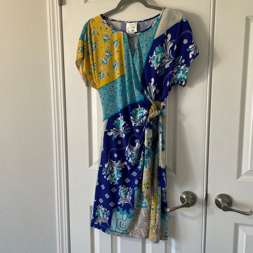 Donna Morgan Maternity Dress by A Pea in the Pod Excellent Condition